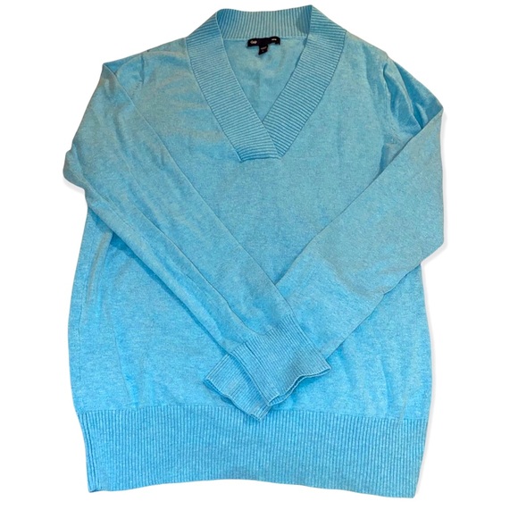GAP Sweaters - Gap V-Neck Sweater - Tiffany Blue - Size S